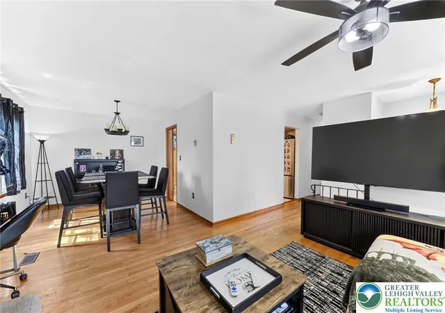 5th image of 2716 Plymouth Dr, Easton, PA 18045 | MLS# 779586