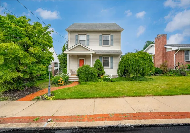 Homes for sale in Nazareth Boro, PA | 107 N Green St, Nazareth Boro, PA 18064 | MLS# 779931
