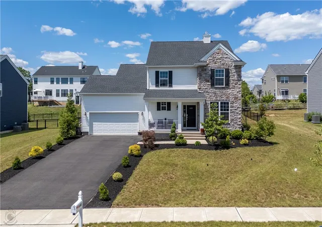 1st image of 640 Rinaldi Ln, Easton, PA 18040 | MLS# 779541