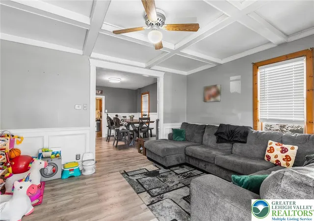 Homes for sale in Coplay Boro, PA | 127 S 4Th St, Coplay Boro, PA 18037 | MLS# 779843