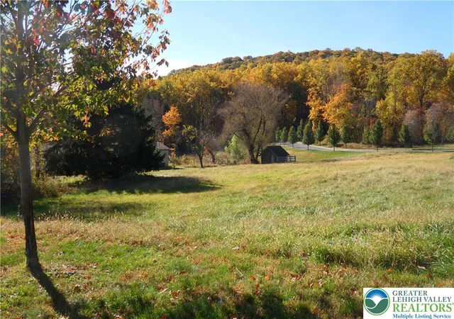 Homes for sale in Salisbury Twp, PA | 2209 S Melrose, Salisbury Twp, PA 18015 | MLS# 779985