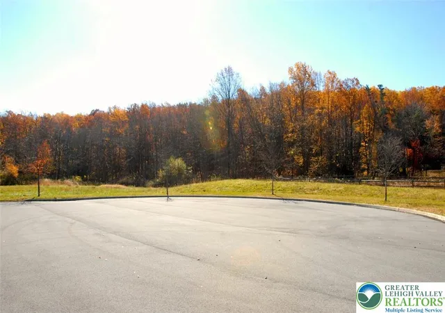 Homes for sale in Salisbury Twp, PA | 2209 S Melrose Ln, Salisbury Twp, PA 18015 | MLS# 779989