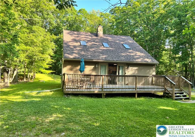 Homes for sale in Chestnuthill Twp, PA | 118 Starlight Dr, Chestnuthill Twp, PA 18330 | MLS# 779948