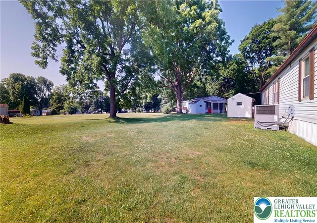 Homes for sale in Upper Macungie Twp, PA | 1101 Deer Crossing #538, Upper Macungie Twp, PA 18031 | MLS# 780027