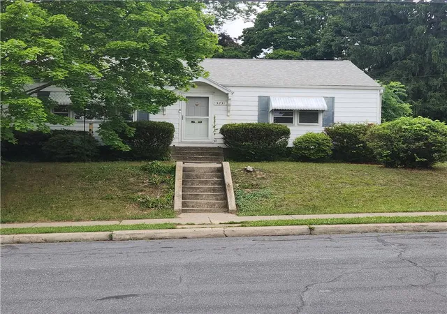 Homes for sale in Laureldale Boro, PA | 3231 Earl St, Laureldale Boro, PA 19605 | MLS# 779890