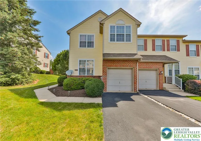 2nd image of 8100 W Cross Creek Cir, Breinigsville, PA 18031 | MLS# 779949