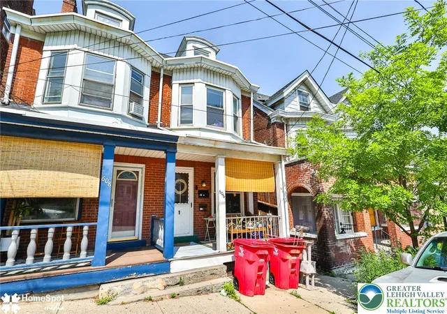 Homes for sale in Bethlehem City, PA | 606 Hayes St, Bethlehem City, PA 18015 | MLS# 779986