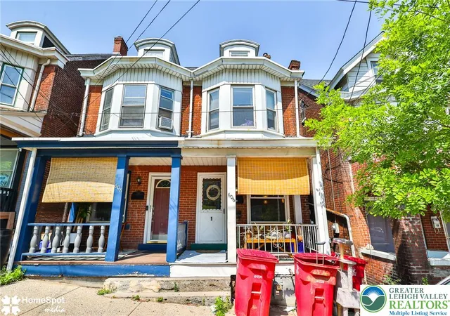 Homes for sale in Bethlehem City, PA | 606 Hayes St, Bethlehem City, PA 18015 | MLS# 779986
