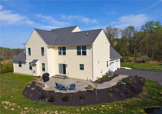 Homes for sale in Lower Saucon Twp, PA | 2645 Longridge Dr, Lower Saucon Twp, PA 18055 | MLS# 780061