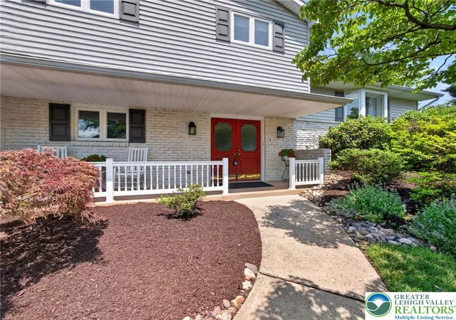 3rd image of 5463 Doris Dr, Allentown, PA 18106 | MLS# 779967