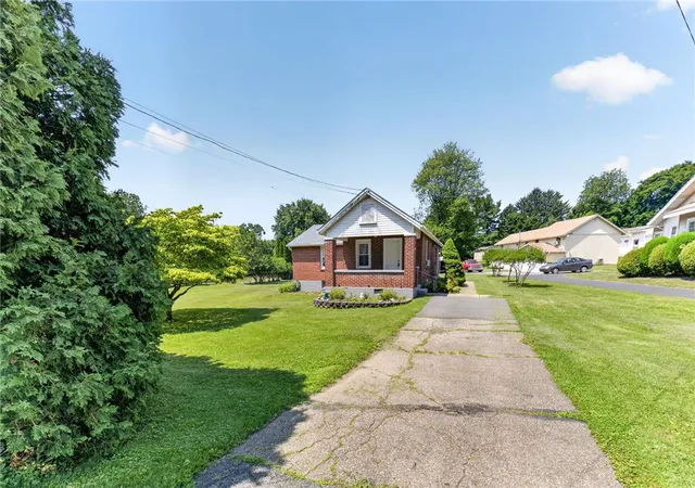 Homes for sale in Palmer Twp, PA | 1166 Stones Crossing Rd, Palmer Twp, PA 18045 | MLS# 779778