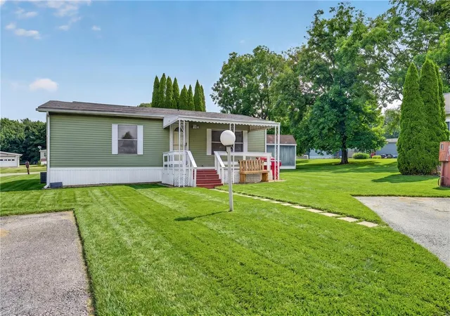 2nd image of 1020 Cherry Tree Xing, Breinigsville, PA 18031 | MLS# 780054