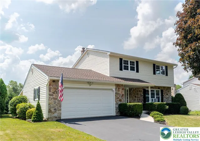 2nd image of 2130 Wisteria Rd, Macungie, PA 18062 | MLS# 780057