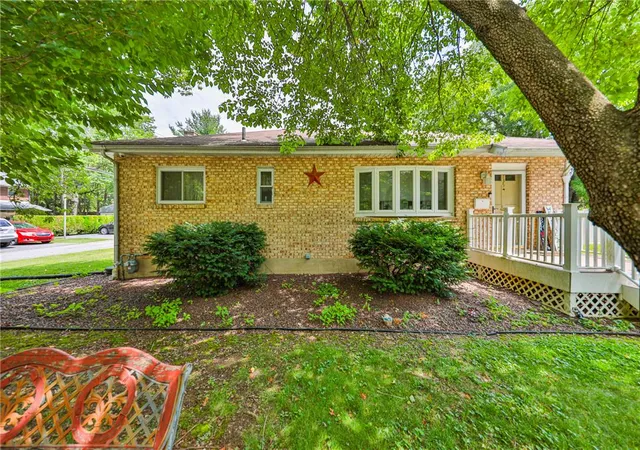Homes for sale in Allentown City, PA | 735 N Glenwood St, Allentown City, PA 18104 | MLS# 780071