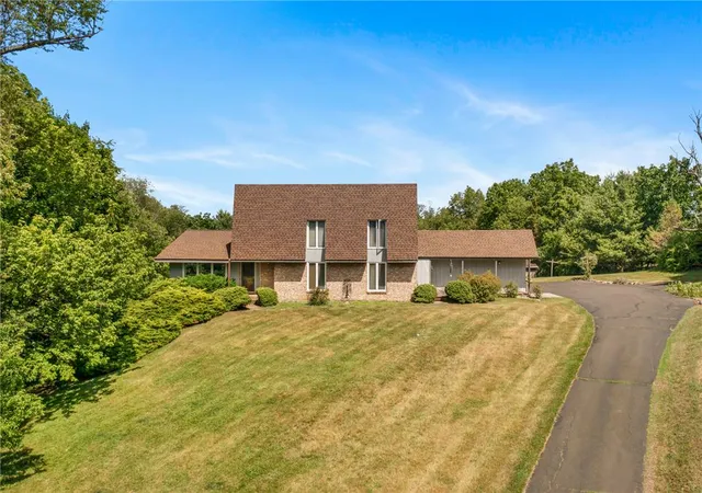2nd image of 5796 Beverly Hills Rd, Coopersburg, PA 18036 | MLS# 777793