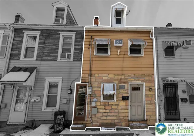 3rd image of 231 N Peach St, Allentown, PA 18102 | MLS# 780122