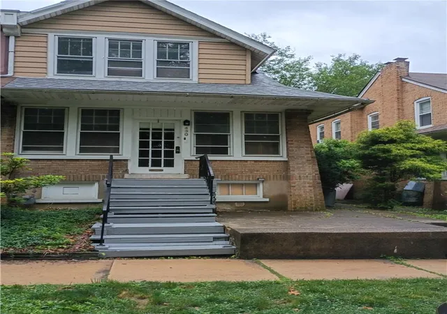 Homes for sale in Allentown City, PA | 430 N 22nd St, Allentown City, PA 18104 | MLS# 779823