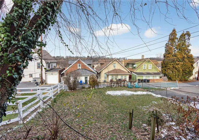 Homes for sale in Easton, PA | 1917 Ferry St, Easton, PA 18042 | MLS# 780074