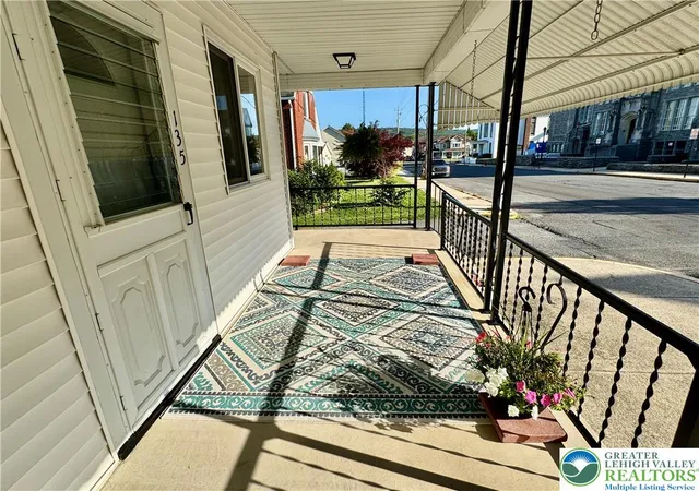 Homes for sale in Lehighton Boro, PA | 135 N 3rd St, Lehighton Boro, PA 18235 | MLS# 780100