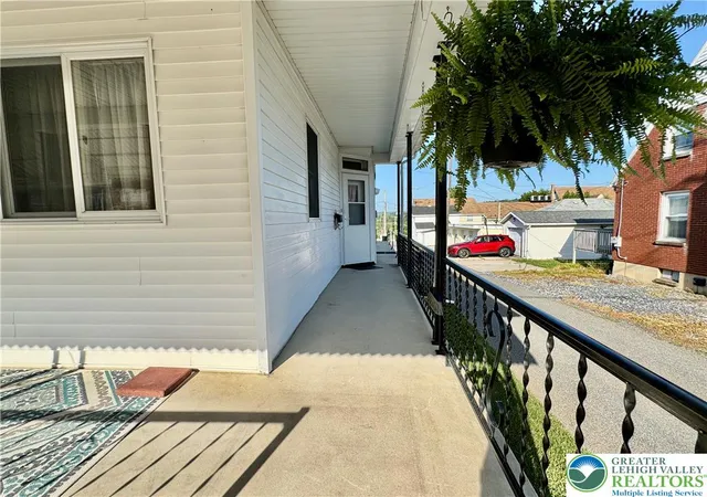 Homes for sale in Lehighton Boro, PA | 135 N 3Rd St, Lehighton Boro, PA 18235 | MLS# 780100