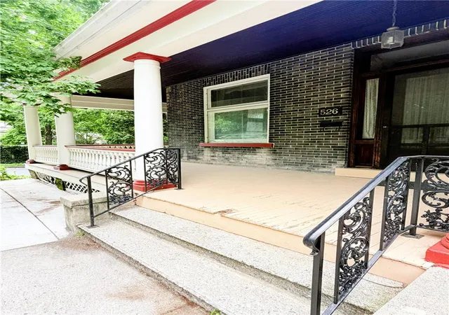 Homes for sale in Bethlehem City, PA | 526 Seneca St, Bethlehem City, PA 18015 | MLS# 780134