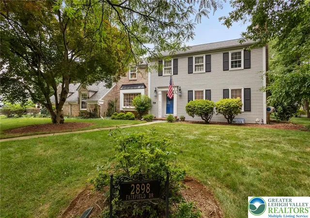 3rd image of 2898 Fairfield Dr, Allentown, PA 18103 | MLS# 780048