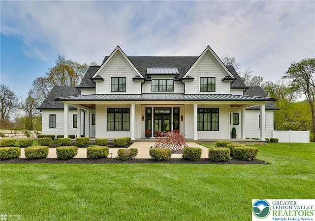 Homes for sale in Upper Saucon Twp, PA | 4850 W Hopewell Rd, Upper Saucon Twp, PA 18034 | MLS# 779844