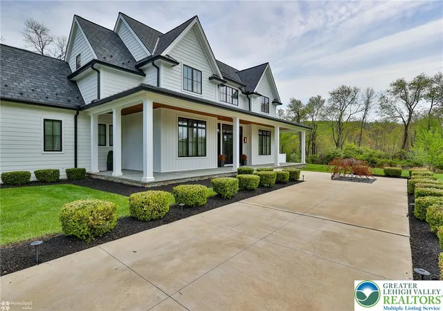 Homes for sale in Upper Saucon Twp, PA | 4850 W Hopewell Rd, Upper Saucon Twp, PA 18034 | MLS# 779844