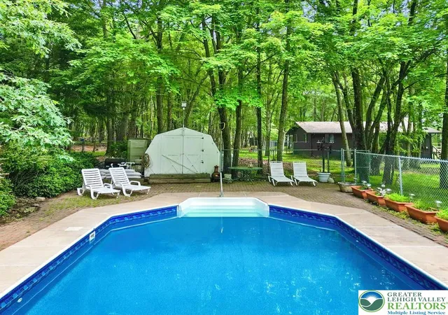 Homes for sale in Tunkhannock Twp, PA | 271 N Shore Dr, Tunkhannock Twp, PA 18210 | MLS# 779975
