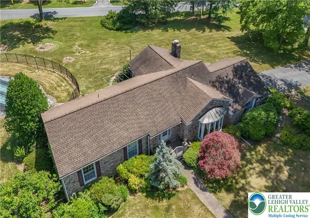 Homes for sale in Lower Saucon Twp, PA | 1901 Saucon Ln, Lower Saucon Twp, PA 18015 | MLS# 780043