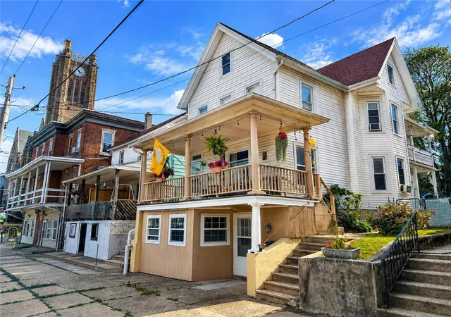 Homes for sale in Lehighton Boro, PA | 182 2nd St, Lehighton Boro, PA 18235 | MLS# 780180