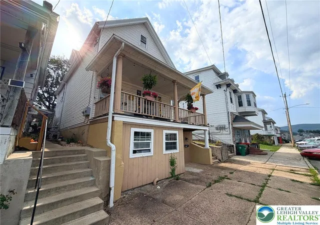 Listing Photo 2 - Condo for sale in building located at 182 2nd St, Lehighton, PA 18235 - Unit #