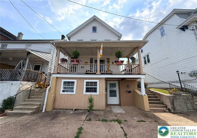 Homes for sale in Lehighton Boro, PA | 182 2nd St, Lehighton Boro, PA 18235 | MLS# 780180