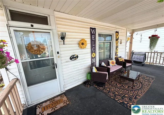 Homes for sale in Lehighton Boro, PA | 182 2Nd St, Lehighton Boro, PA 18235 | MLS# 780180