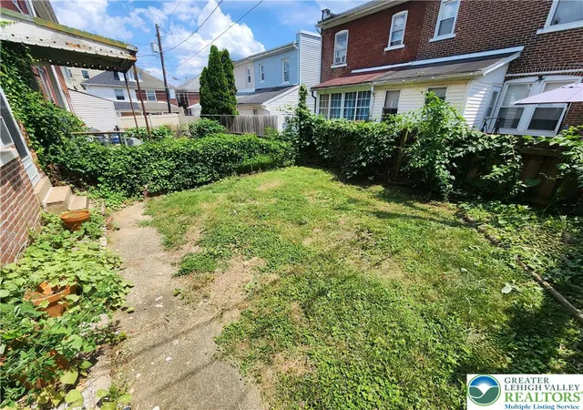Homes for sale in Fountain Hill, PA | 1006 Cherokee St, Fountain Hill, PA 18015 | MLS# 779971