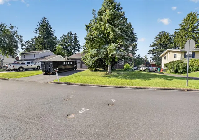 Homes for sale in Palmer Twp, PA | 3000 Swanson St, Palmer Twp, PA 18045 | MLS# 780154