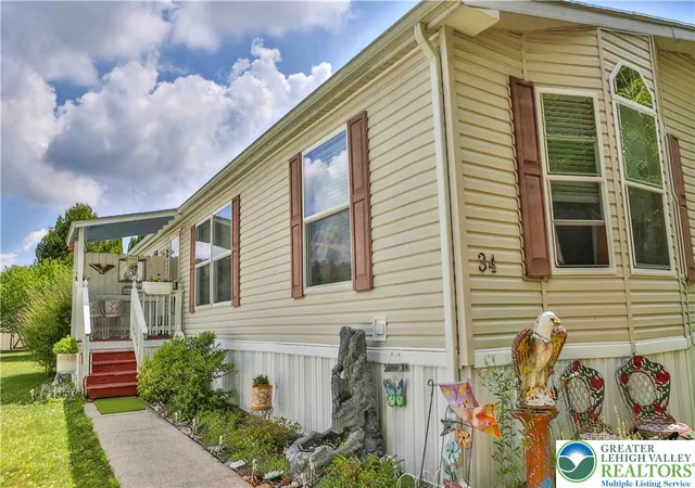 Photo 2 of Manufactured home for sale at 34 Sycamore Dr, Bath, PA 18014 | MLS# 780202 | Listing updated on 2026-08-03