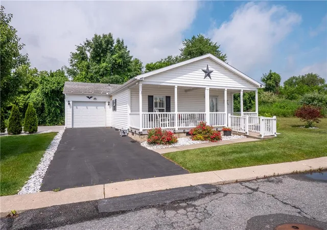 Homes for sale in Forks Twp, PA | 870 Biltmore Ave, Forks Twp, PA 18040 | MLS# 780198