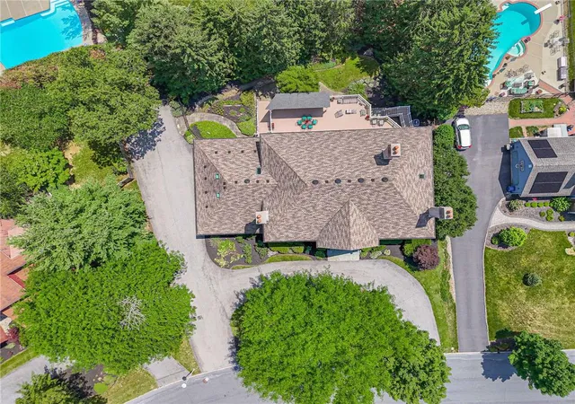 5th image of 1487 Shelburne Ct, Allentown City, PA 18104 | MLS# 780210