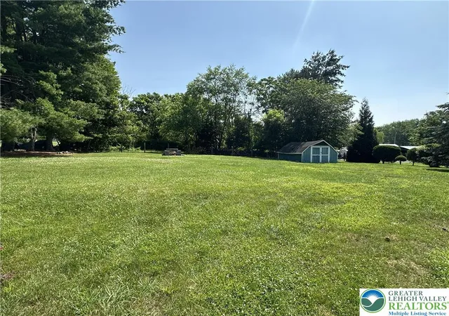 Homes for sale in Lehigh Twp, PA | 556 Walnut Dr, Lehigh Twp, PA 18067 | MLS# 779936