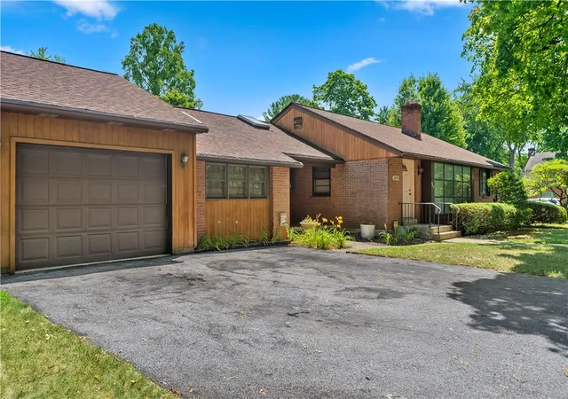 3rd image of 2619 W Greenleaf St, Allentown, PA 18104 | MLS# 780233