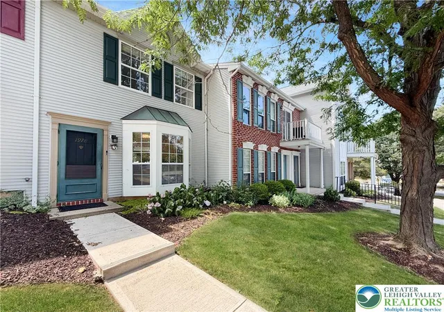 Homes for sale in Lower Saucon Twp, PA | 1978 Willings Ln, Lower Saucon Twp, PA 18055 | MLS# 780239