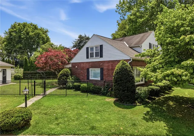 Photo 3 of Sale Pending at 1866 Carlisle St, Bethlehem, PA 18017 | MLS# 780247 | Listing updated on 2026-07-14