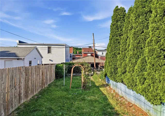 1st image of 32 Clay St, New Philadelphia, PA 17959 | MLS# 780271