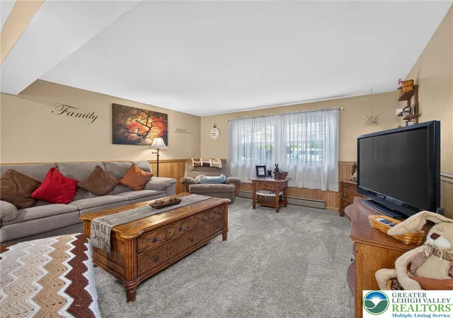 Homes for sale in South Whitehall Twp, PA | 34 S 41st St, South Whitehall Twp, PA 18104 | MLS# 780313