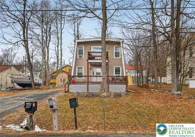 Homes for sale in Coolbaugh Twp, PA | 6250 Park Pl, Coolbaugh Twp, PA 18466 | MLS# 780314
