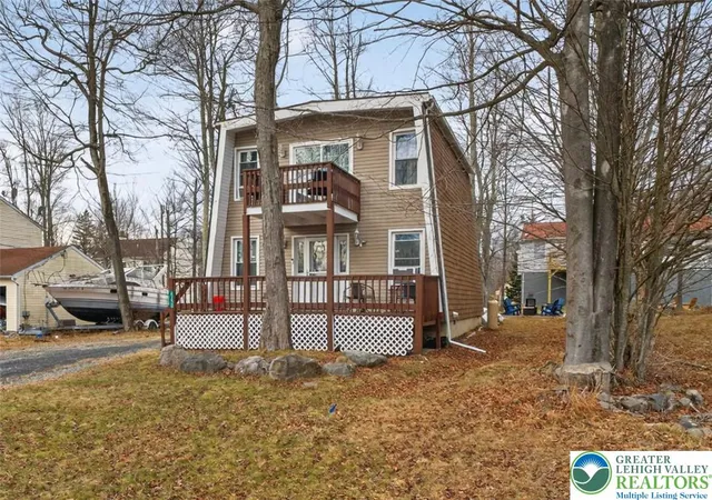 Homes for sale in Coolbaugh Twp, PA | 6250 Park Pl, Coolbaugh Twp, PA 18466 | MLS# 780314