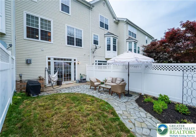 4th image of 6 Sundance Wy, Phillipsburg, NJ 08865 | MLS# 780299