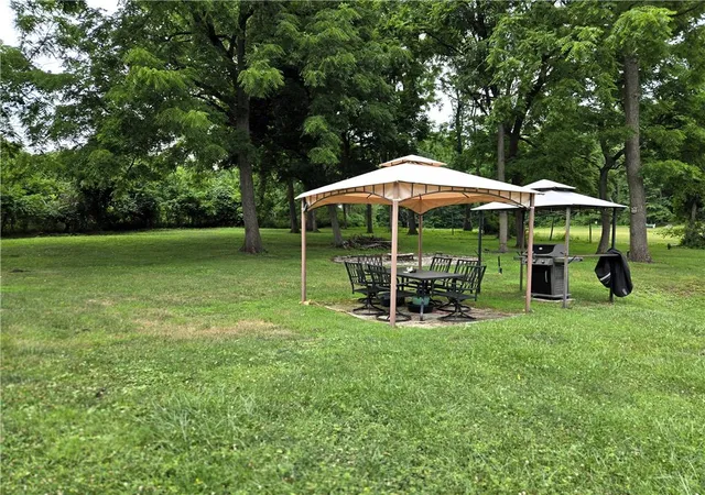 4th image of 5111 Spruce Rd, Emmaus, PA 18049 | MLS# 780326