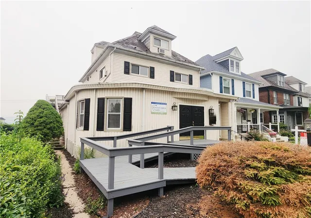 3rd image of 1810 Washington Blvd, Easton, PA 18042 | MLS# 780330